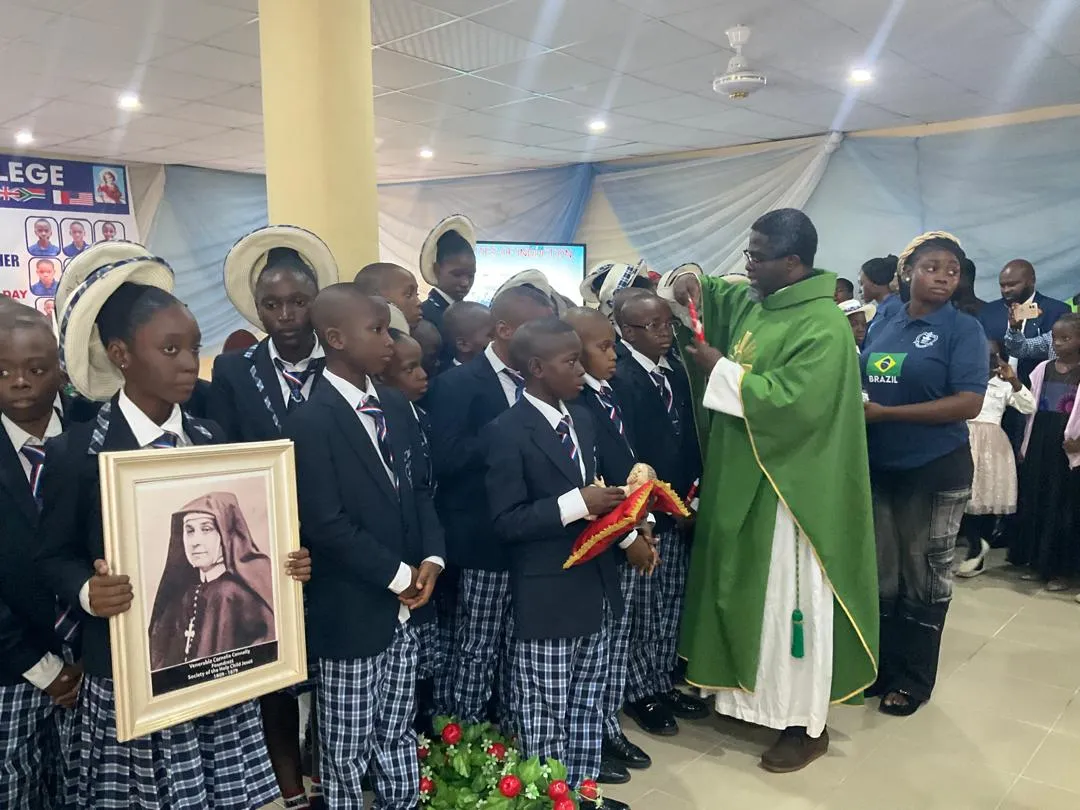 Induction Ceremony for Pioneer Set